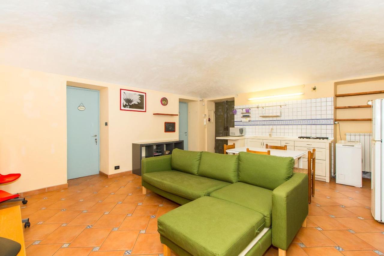 Porta Nuova Central Flat With Balcony Торино Екстериор снимка
