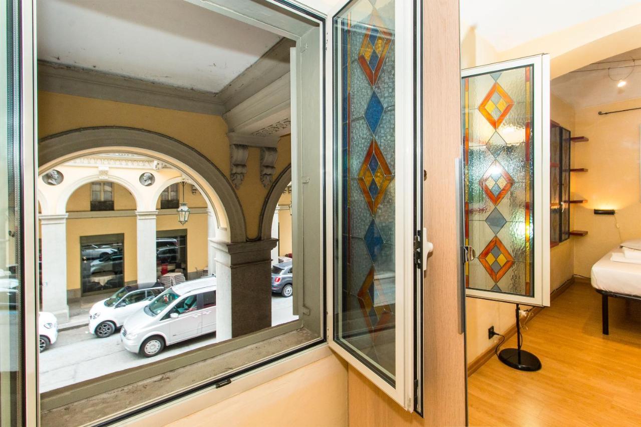 Porta Nuova Central Flat With Balcony Торино Екстериор снимка