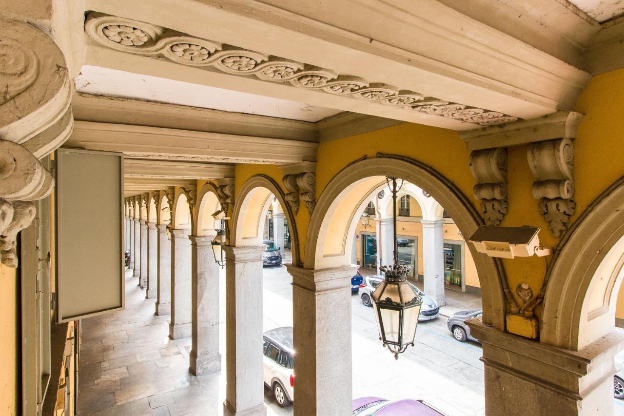 Porta Nuova Central Flat With Balcony Торино Екстериор снимка