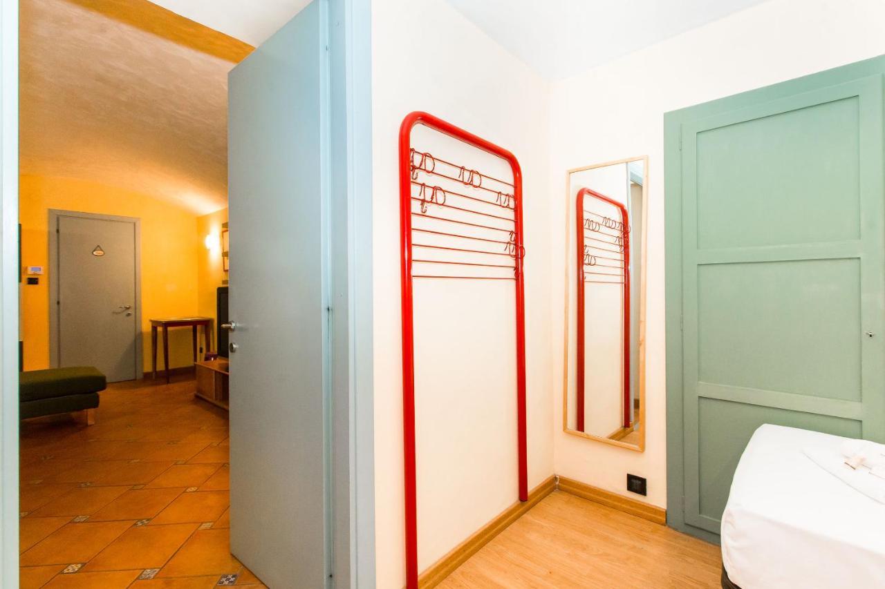 Porta Nuova Central Flat With Balcony Торино Екстериор снимка